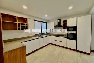 3 Bed Apartment with En Suite at Raphta Road