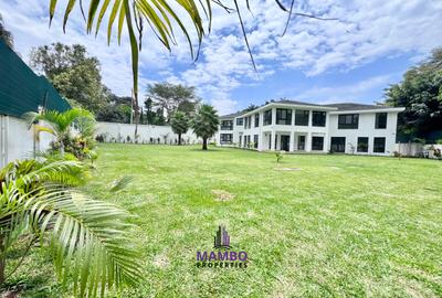 5 Bed House with En Suite at Runda - 2