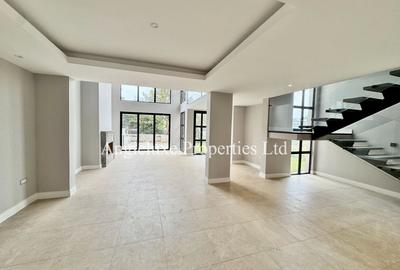 5 Bed Townhouse with En Suite at Runda - 2