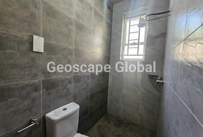 2 Bed Apartment with En Suite in Runda