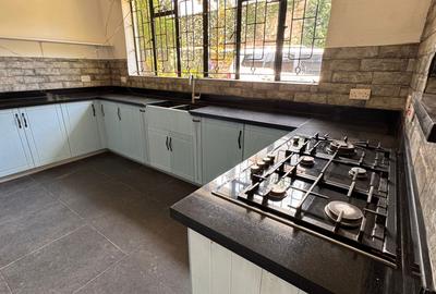 4 Bed Townhouse with En Suite at Off James Gichuru - 2