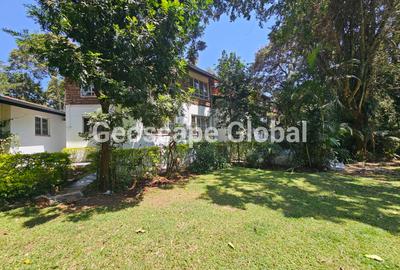 4 Bed House with En Suite in Gigiri