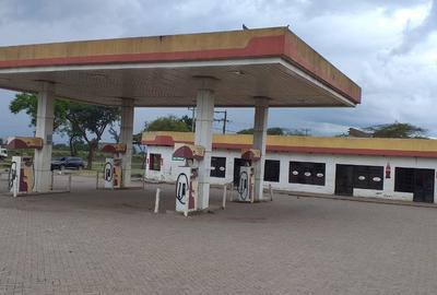 Commercial Property with Service Charge Included at Nairobi-Nakuru