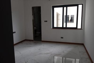 Serviced 3 Bed Apartment with En Suite in Kileleshwa