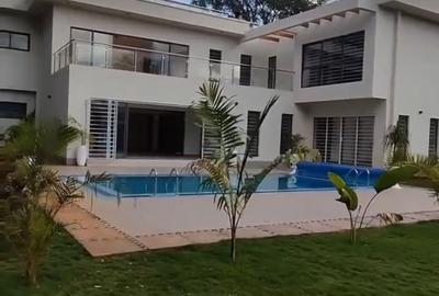 5 Bed House in Runda