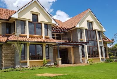 5 Bed House with En Suite at Runda Road - 2