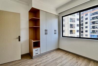 Serviced 2 Bed Apartment with En Suite in Kileleshwa - 3