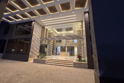 2 Bed Apartment with En Suite at Brookside Dr - 3