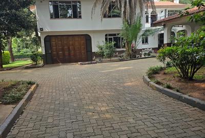 5 Bed House with En Suite in Muthaiga