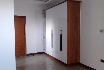 3 Bed Apartment with En Suite in Kileleshwa - 3