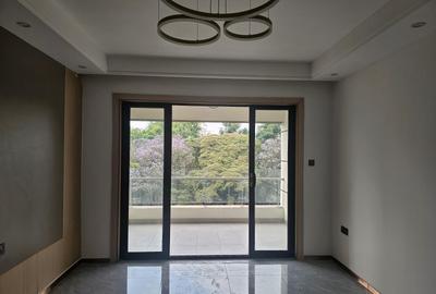 2 Bed Apartment with En Suite at Riverside Drive - 4