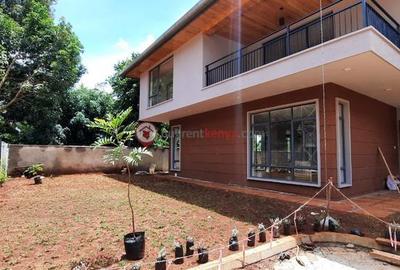 5 Bed Villa with En Suite at Lavington