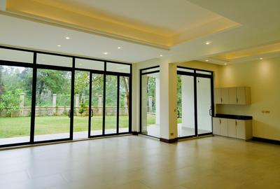 6 Bed Villa with En Suite at 2026-183 - 3