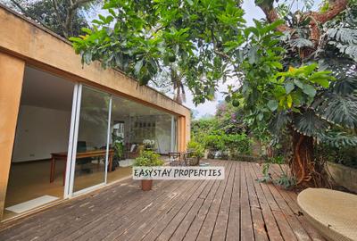 Furnished 1 Bed Apartment with En Suite in Gigiri - 2