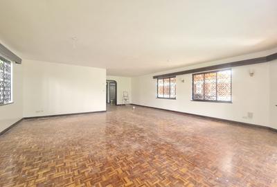 5 Bed Townhouse with En Suite at Off Argwings Kkodhek - 3