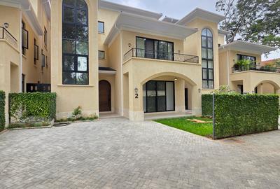 5 Bed Townhouse with En Suite at Lavington Green - 2