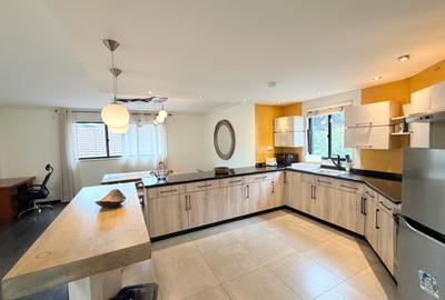Furnished 2 Bed Apartment with En Suite in Gigiri - 3