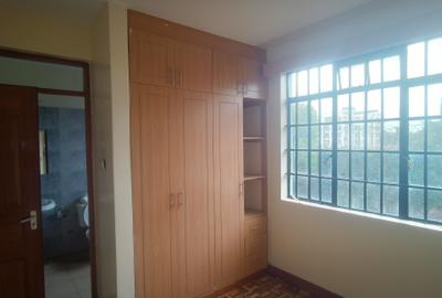 4 Bed Townhouse with En Suite at Kirawa Road - 3