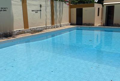 Serviced 3 Bed Apartment with En Suite in Nyali Area - 4