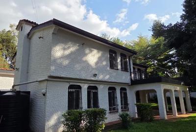 4 Bed Townhouse with Staff Quarters in Kitisuru