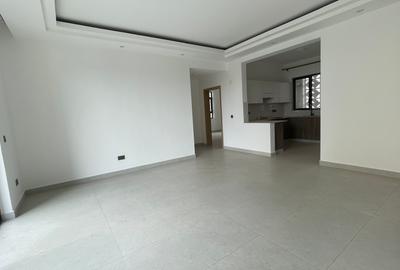2 Bed Apartment with En Suite in Brookside - 3
