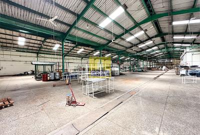 Warehouse in Industrial Area - 4