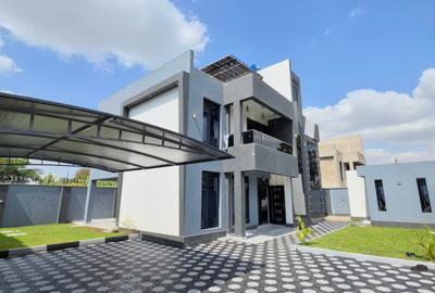 4 Bed House with En Suite in Ruiru
