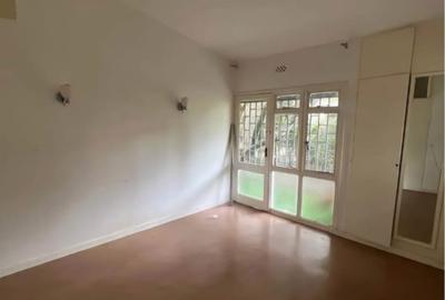 3 Bed Townhouse with En Suite in Westlands Area - 3