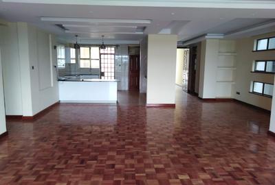 3 Bed Apartment with En Suite in Kileleshwa