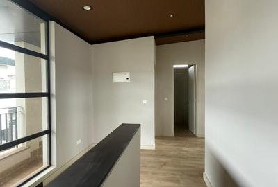4 Bed Villa with En Suite in Runda