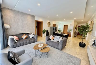 Furnished 2 Bed Apartment with En Suite in Parklands