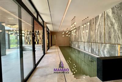 5 Bed House with En Suite at Saunders Close - 4