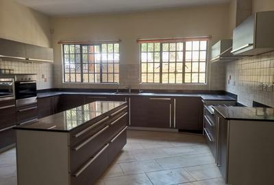 5 Bed Townhouse with En Suite at Lower Kabete Road - 4