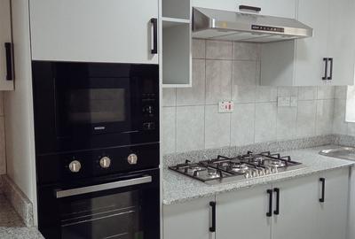 4 Bed Townhouse with En Suite in South C - 4