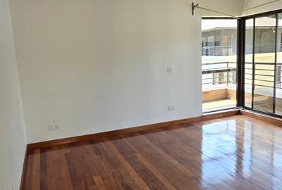 5 Bed Townhouse with En Suite at Off Gitanga Road - 2