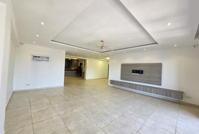 3 Bed Apartment with En Suite in Parklands - 3