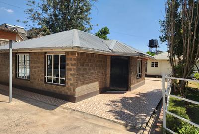 3 Bed House with En Suite at Karen