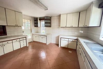 5 Bed Townhouse in Lavington