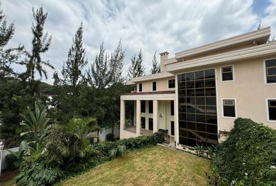 6 Bed House with En Suite in Kitisuru