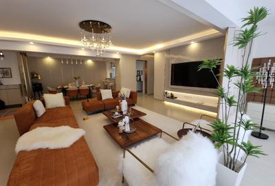 5 Bed Apartment with En Suite in Lavington