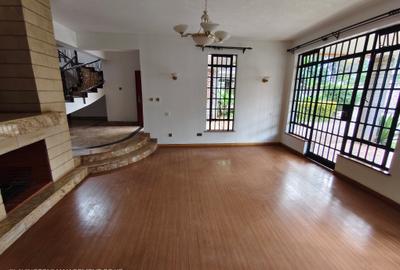 5 Bed Townhouse with En Suite at Lavington Green