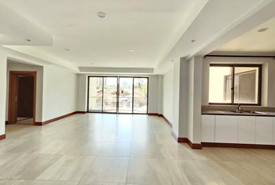 2 Bed Apartment with En Suite in Westlands Area