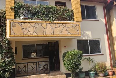 3 Bed Apartment with Borehole in Kileleshwa
