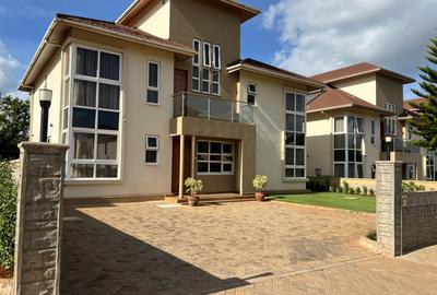 4 Bed Townhouse with Garden in Runda
