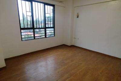 3 Bed Apartment with Swimming Pool in Kilimani - 4