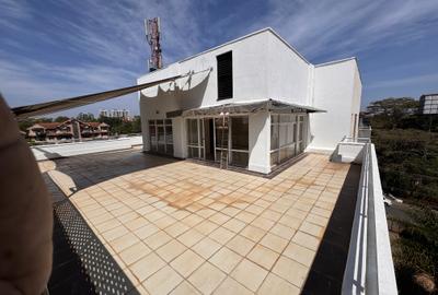 Serviced 4 Bed Apartment with En Suite in Lavington