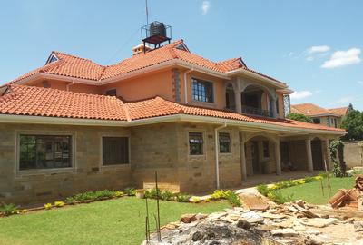 7 Bed House with En Suite at Runda Road