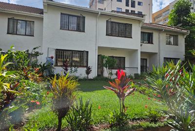 3 Bed Townhouse with En Suite in Westlands Area