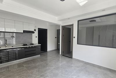 1 Bed Apartment with En Suite at Valley Arcade - 4