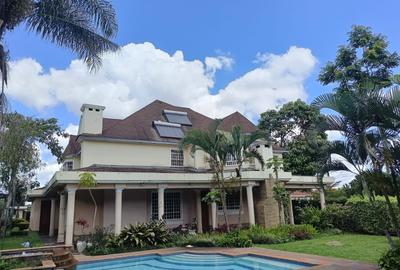 5 Bed House with En Suite at Runda